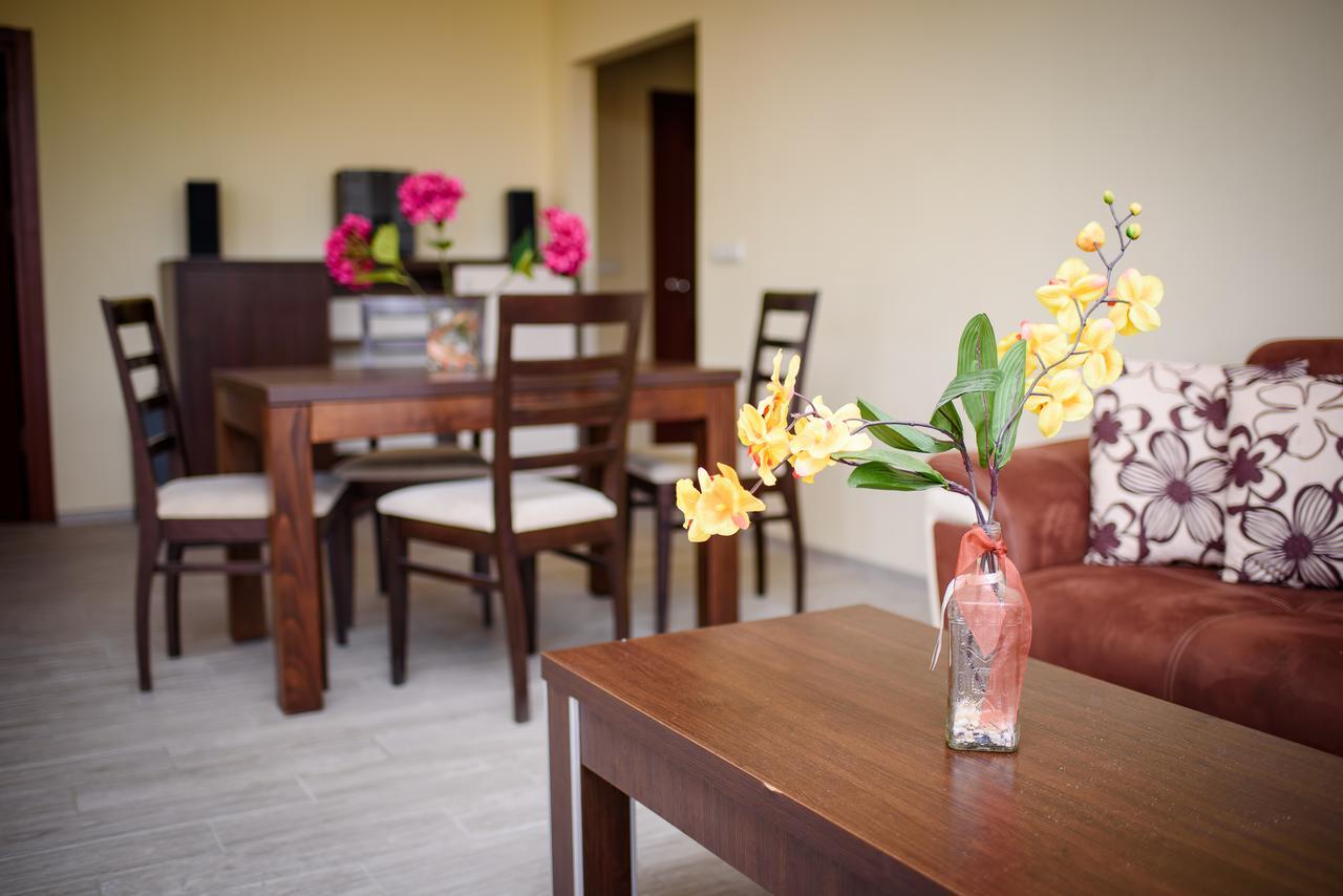 غولدن ساندز Sea View Rental Iglika Apartments المظهر الخارجي الصورة